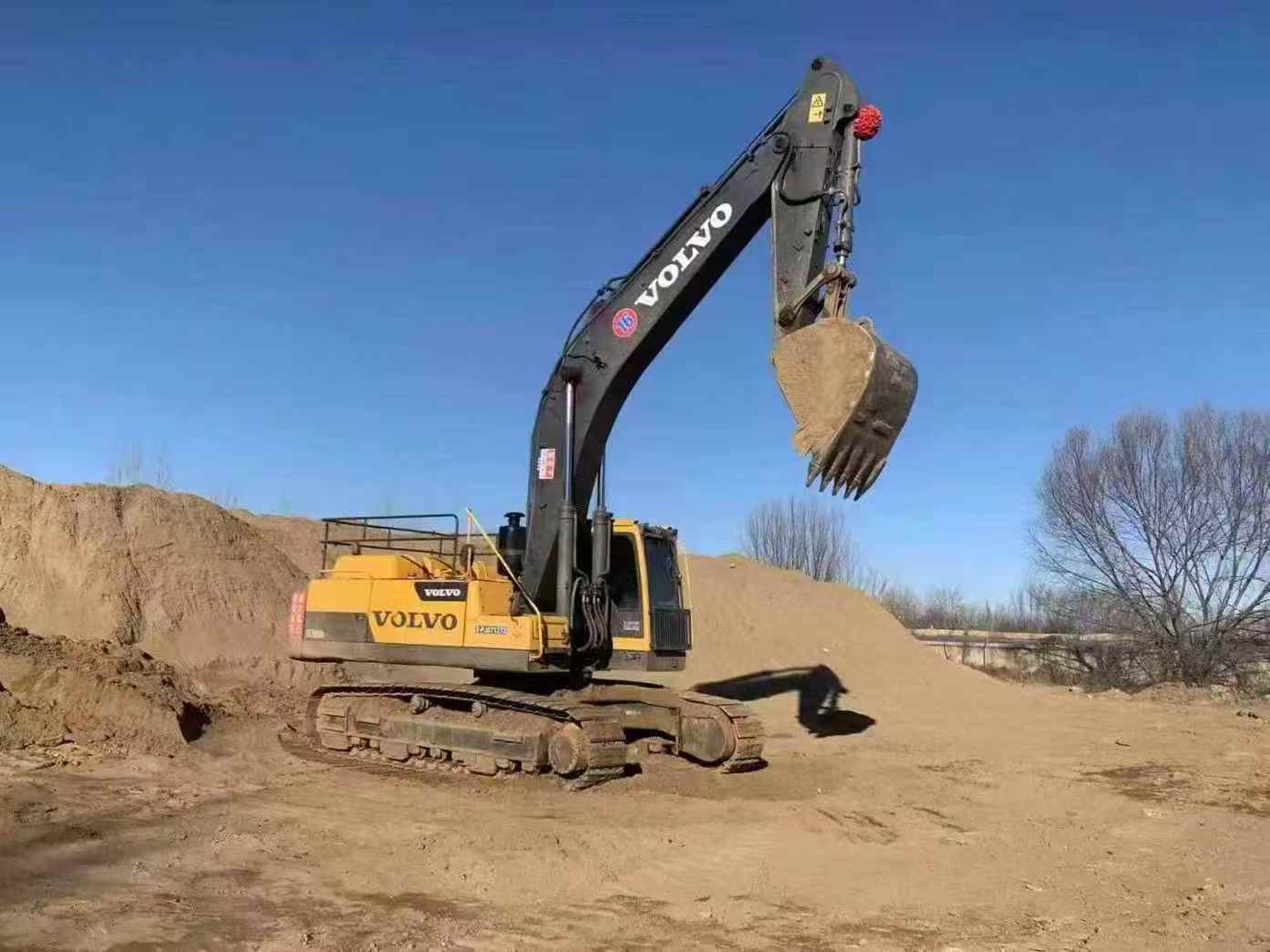 Used Volvo EC60D Excavator 2016 Model / 3