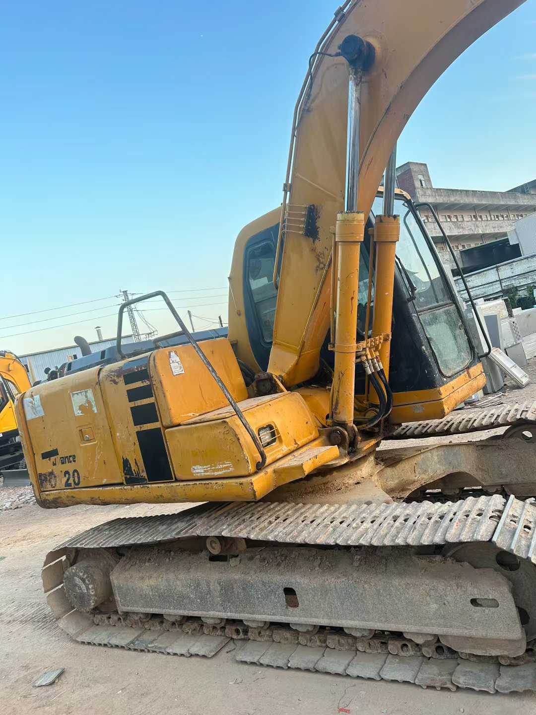 Used Komatsu PC120-6 Excavator 2016 Model / 3