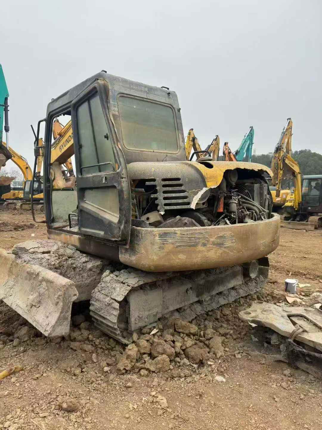 Used Hyundai R80-7 Excavator 2016 Model / 4