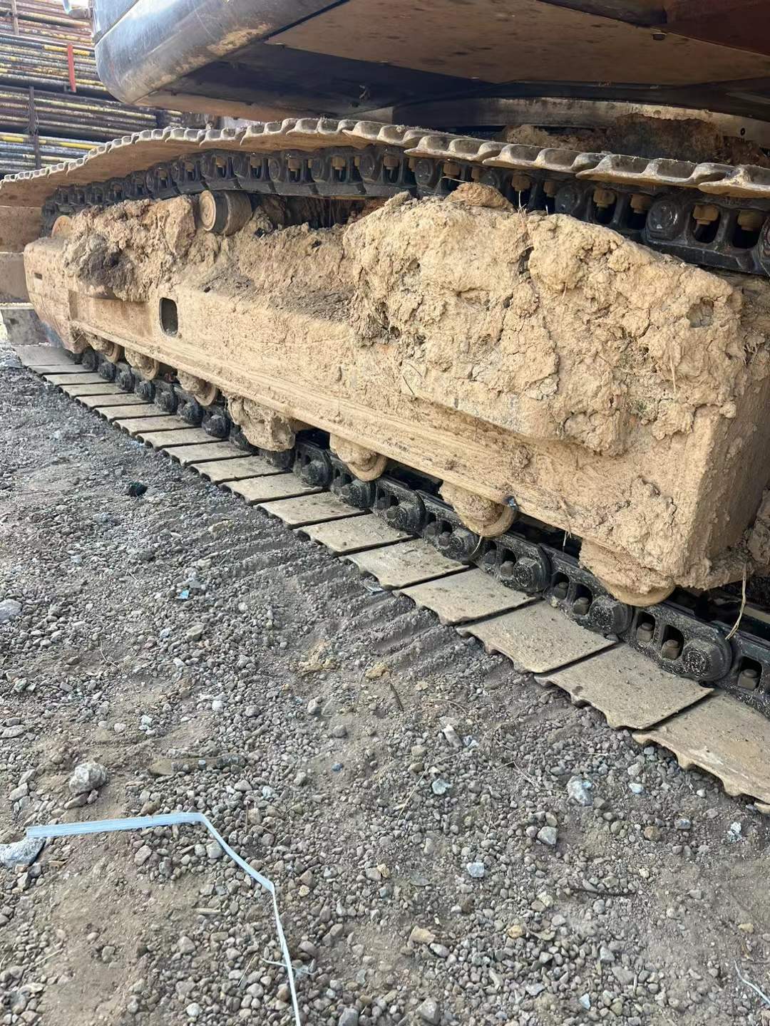 Used Hitachi ZX200-3G Excavator 2012 Model / 3