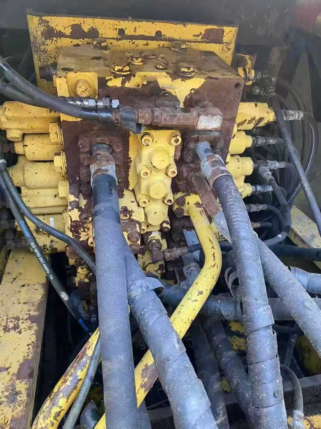 Used Komatsu PW200-7 Excavator 2016 Model / 6