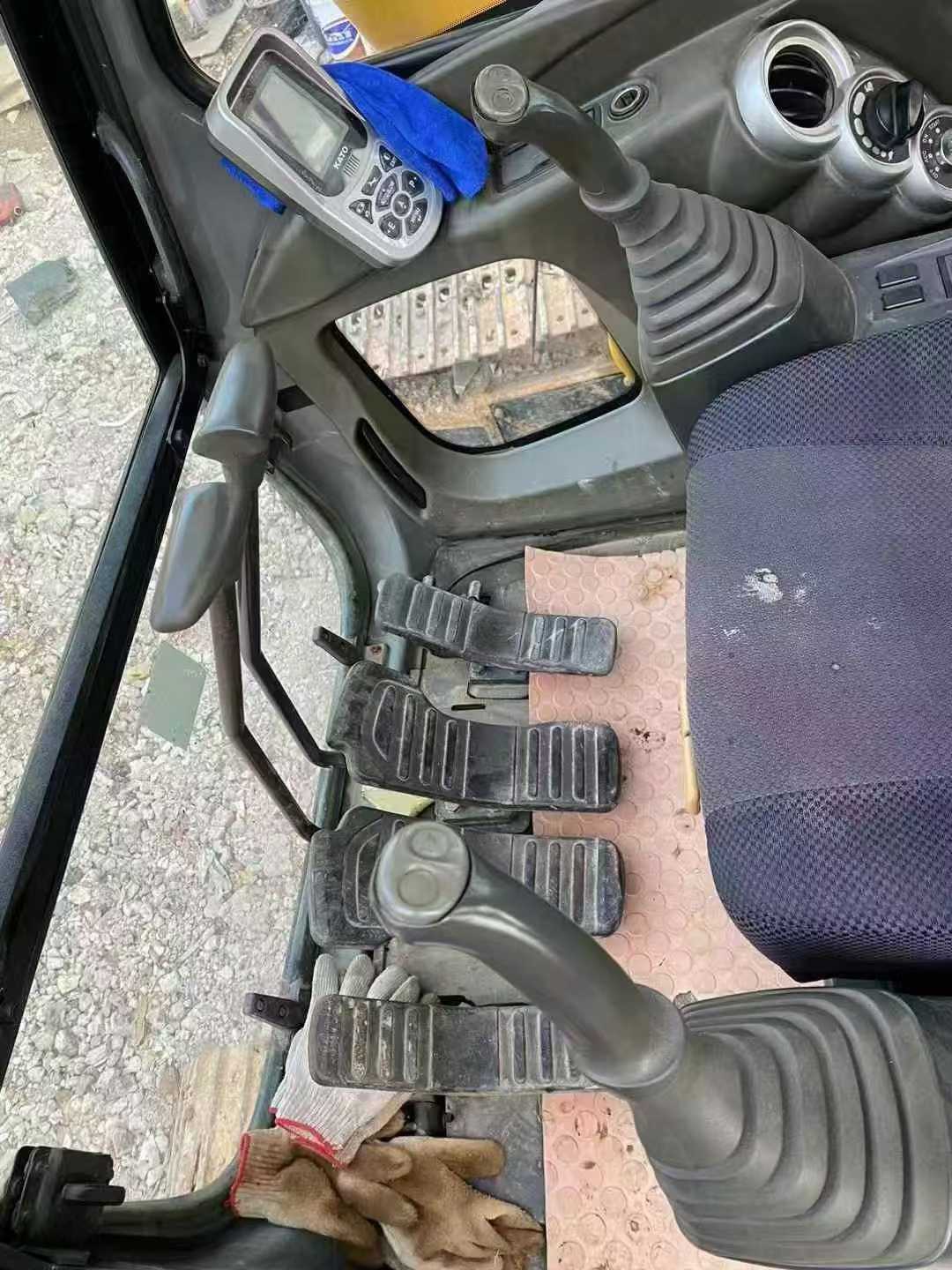 Used Kato HD512V Excavator 2016 Model / 5