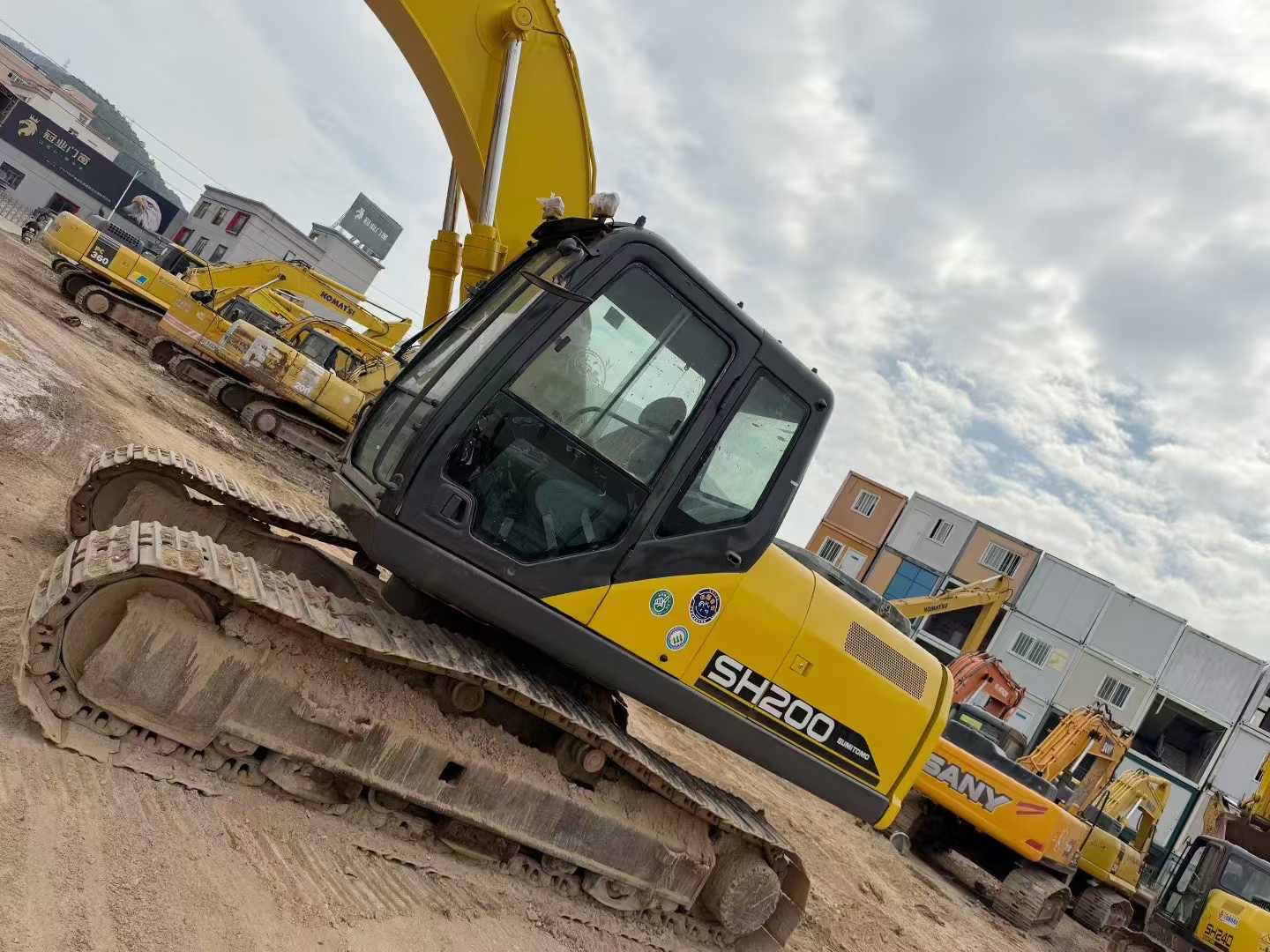 Used Sumitomo SH200A5 Excavator 2016 Model / 2