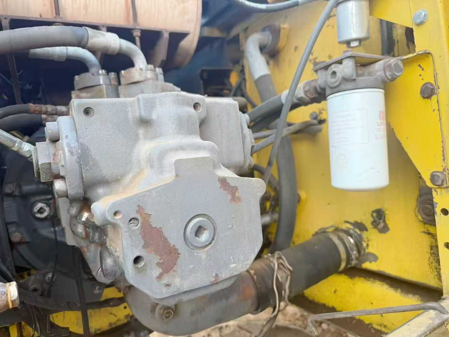 Used Komatsu PW200-7 Excavator 2016 Model / 7