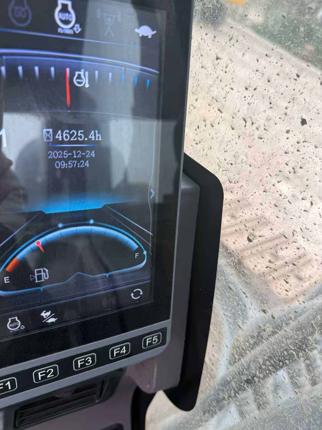 Used XCMG LW200 Excavator 2022 Model / 8