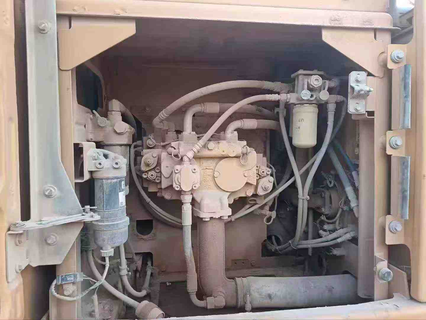 Used Caterpillar 320E Excavator 2016 Model / 6