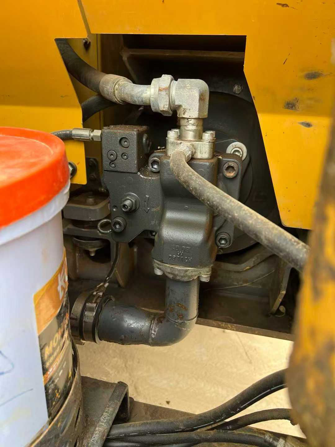 Used XCMG XE80 Excavator 2016 Model / 7