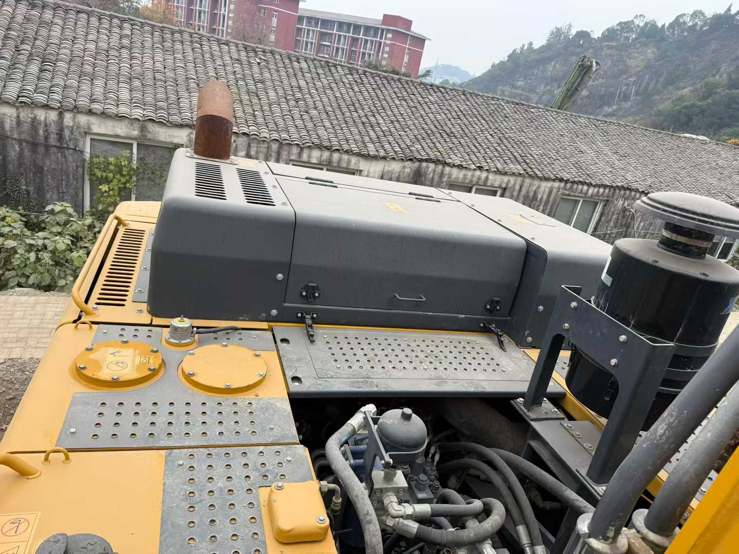 Used XCMG LW200 Excavator 2022 Model / 4