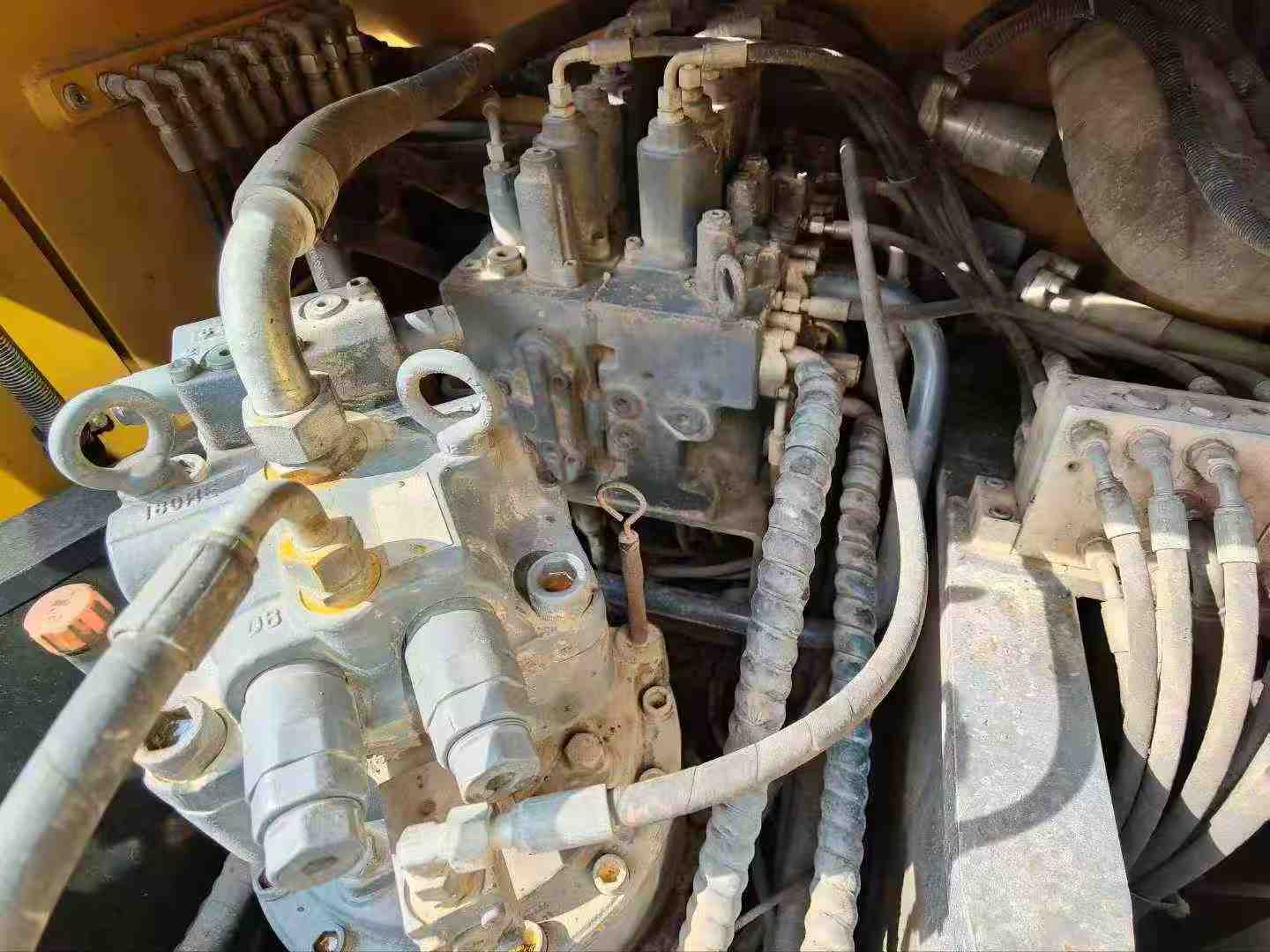 Used XCMG XE215 Excavator 2019 Model / 3