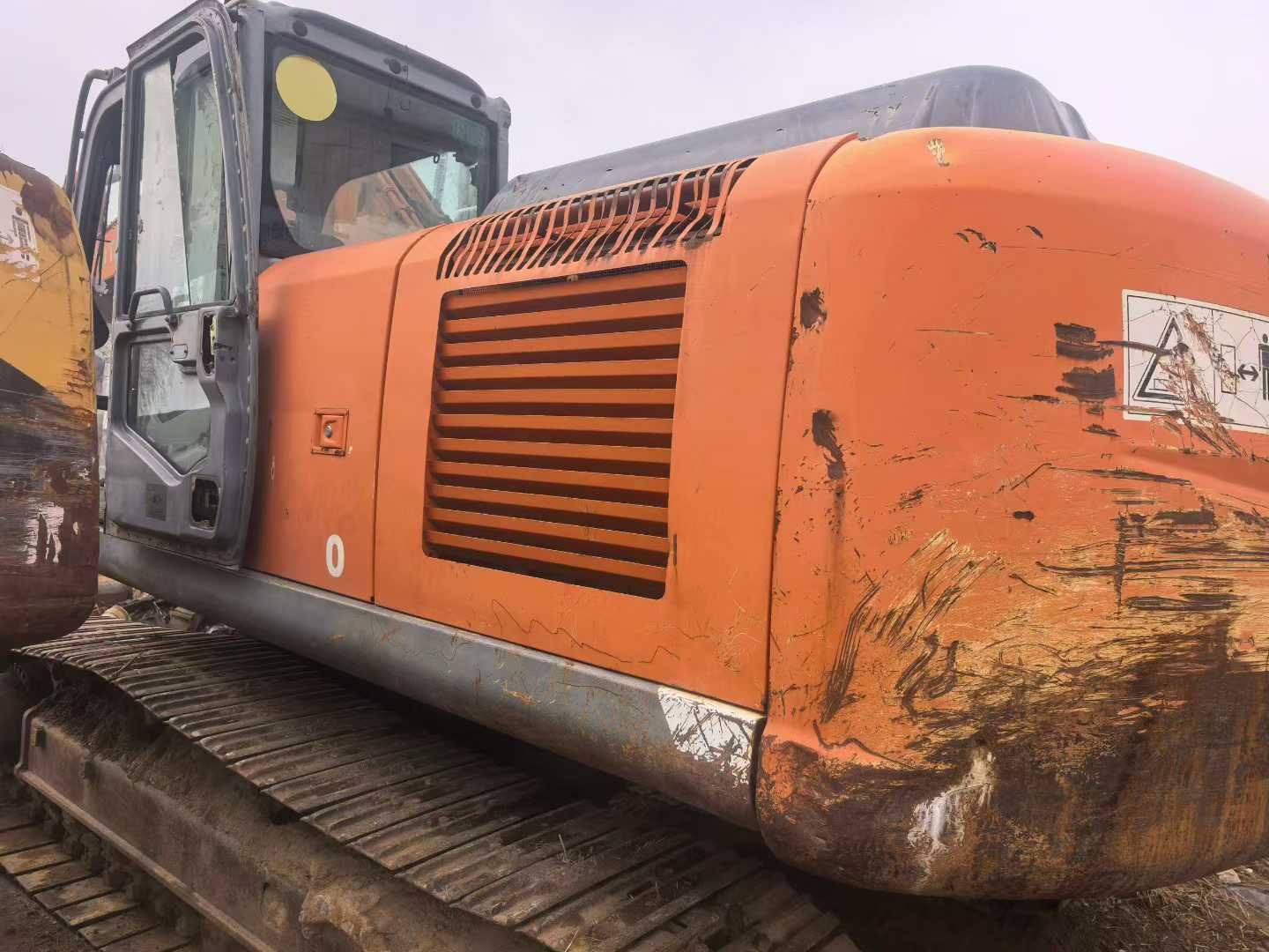 Used Hitachi ZX240-3 Excavator 2016 Model / 4