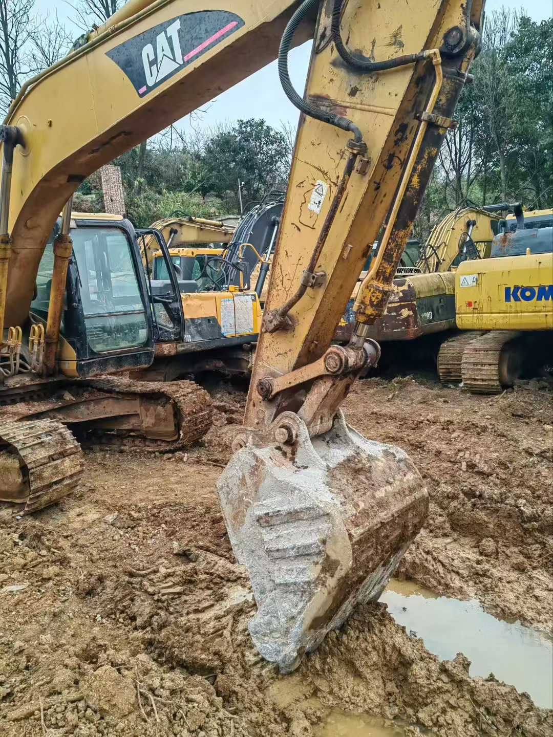 Used Caterpillar 320C Excavator 2016 Model / 2