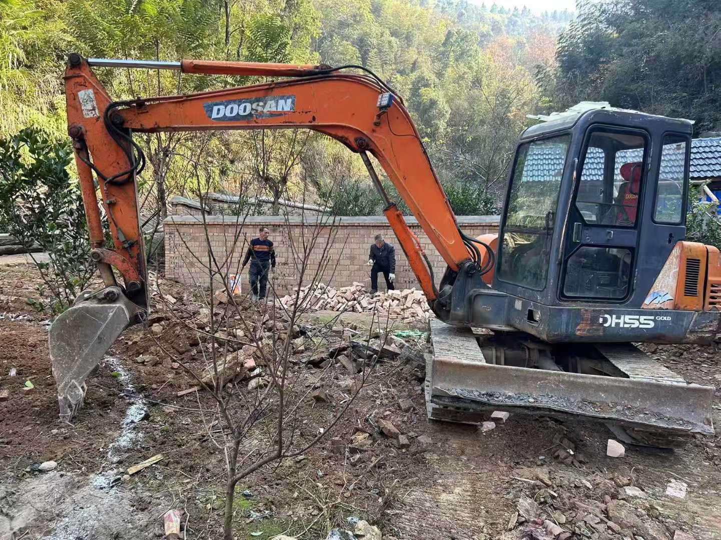 Used Doosan DH55 Excavator 2012 Model / 3