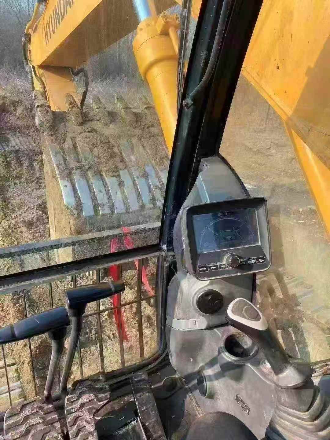 Used Hyundai XDL65 Excavator 2016 Model / 4