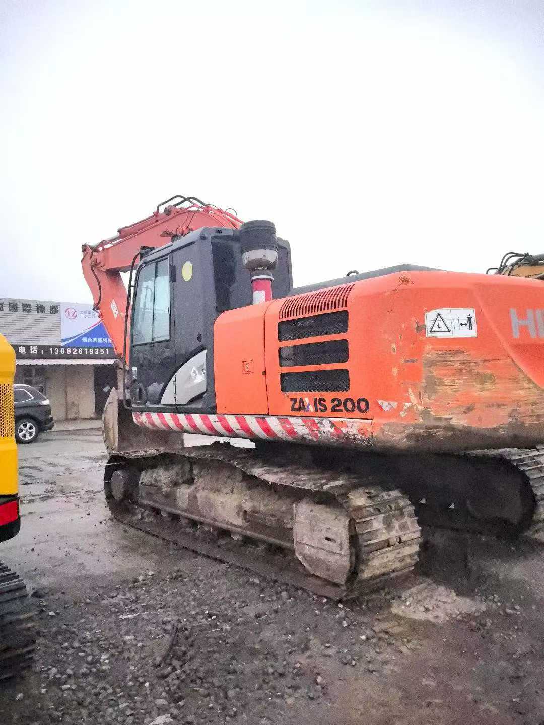 Used Hitachi ZAXIS200 Excavator 2014 Model / 3