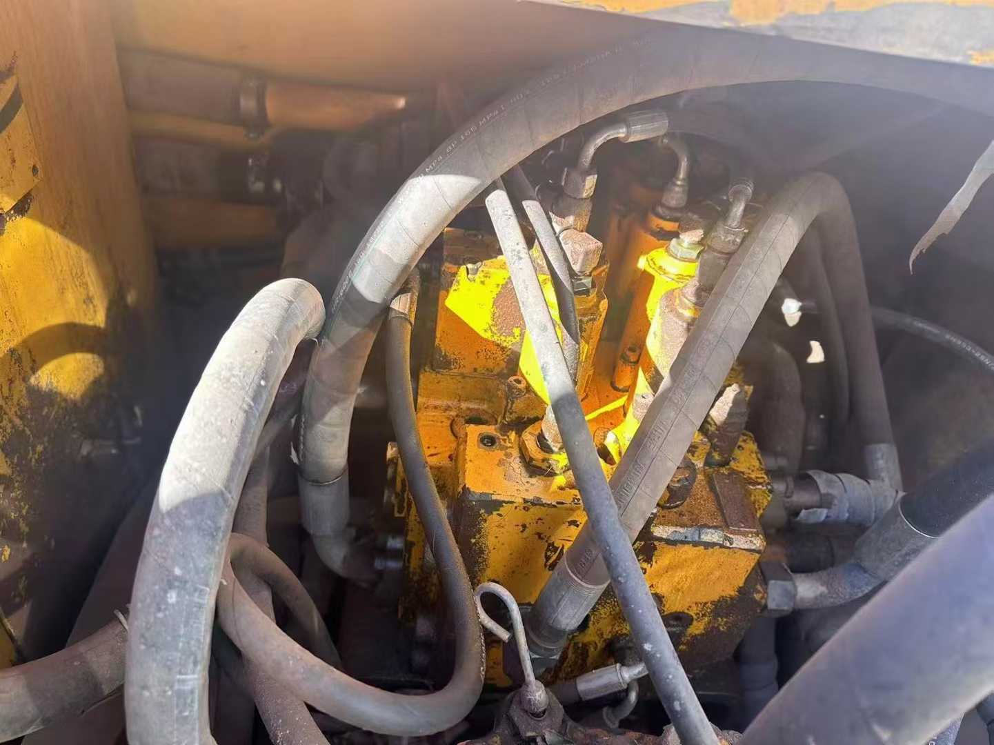 Used Hyundai R 60VS Excavator 2016 Model / 3