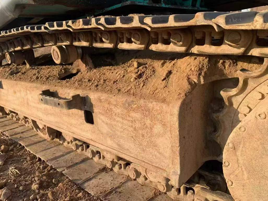 Used Kobelco SK210 Excavator 2016 Model / 6