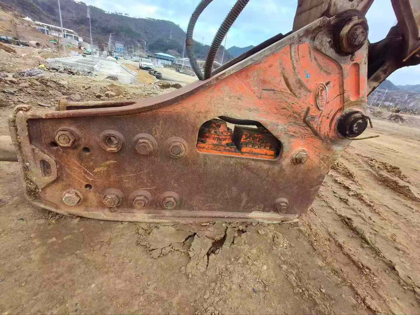 Used Hyundai ROBEX520LC-9S Excavator 2018 Model / 8