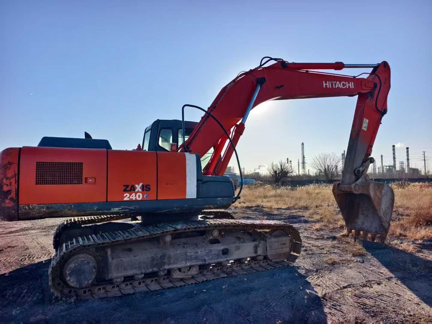 Used Hitachi ZX240 Excavator 2011 Model / 2