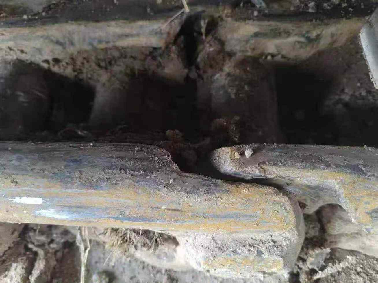 Used Hitachi ZX210-3G Excavator 2012 Model / 4