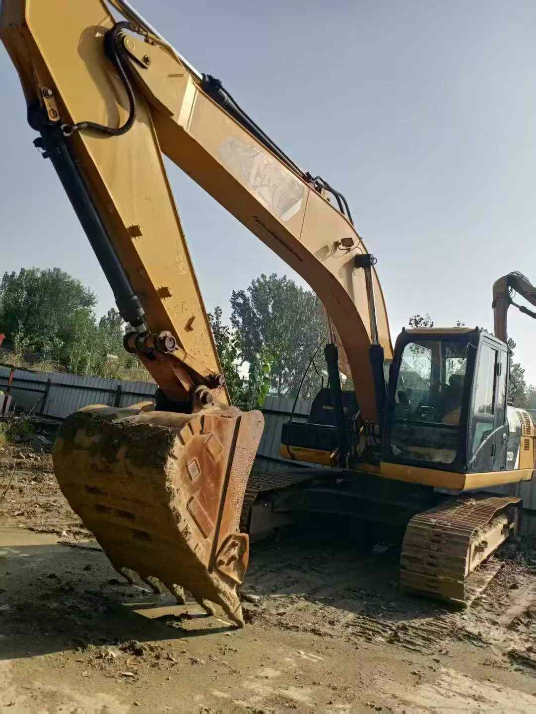 Used Caterpillar 323D2L Excavator 2014 Model / 5
