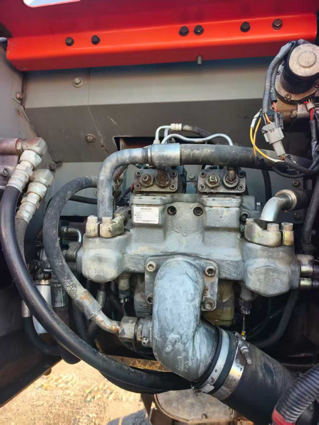 Used Hitachi ZX240 Excavator 2011 Model / 5
