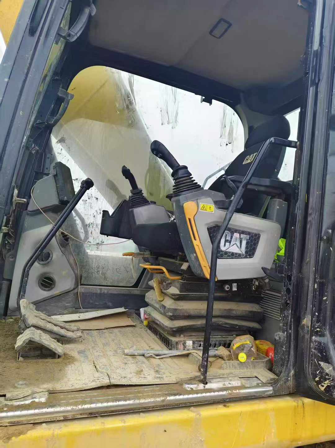 Used Caterpillar CT20 Excavator 2020 Model / 5