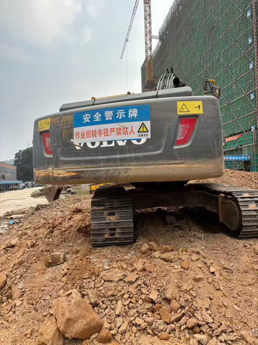 Used Volvo EC200D Excavator 2019 Model / 5