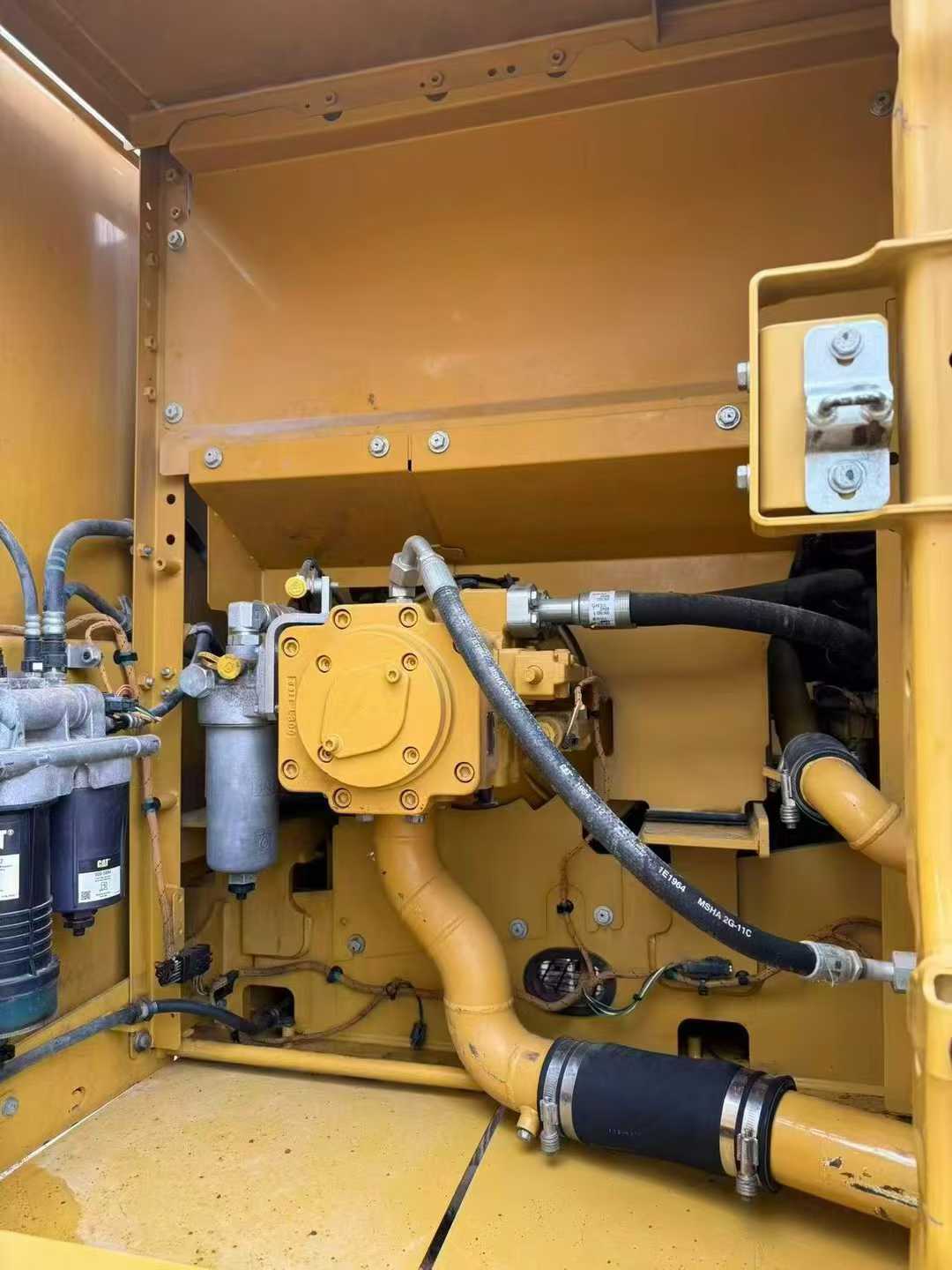 Used Caterpillar 323 Excavator 2020 Model / 9