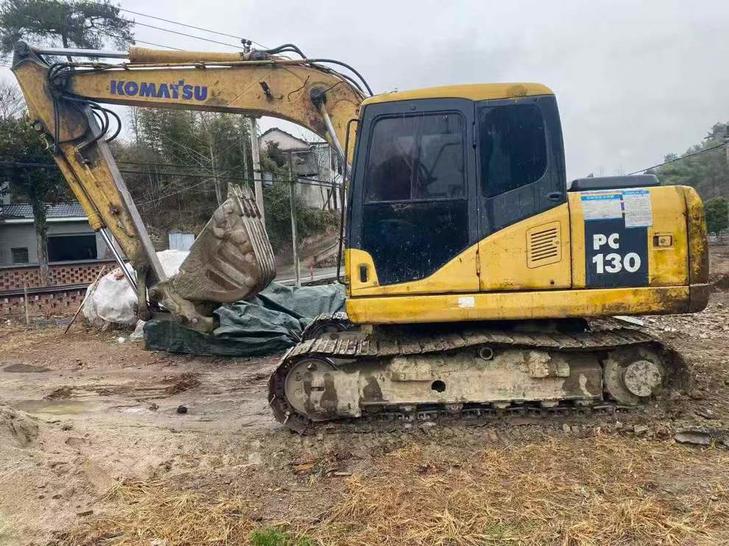 Buy Komatsu PC110-7 Used Excavator / 1