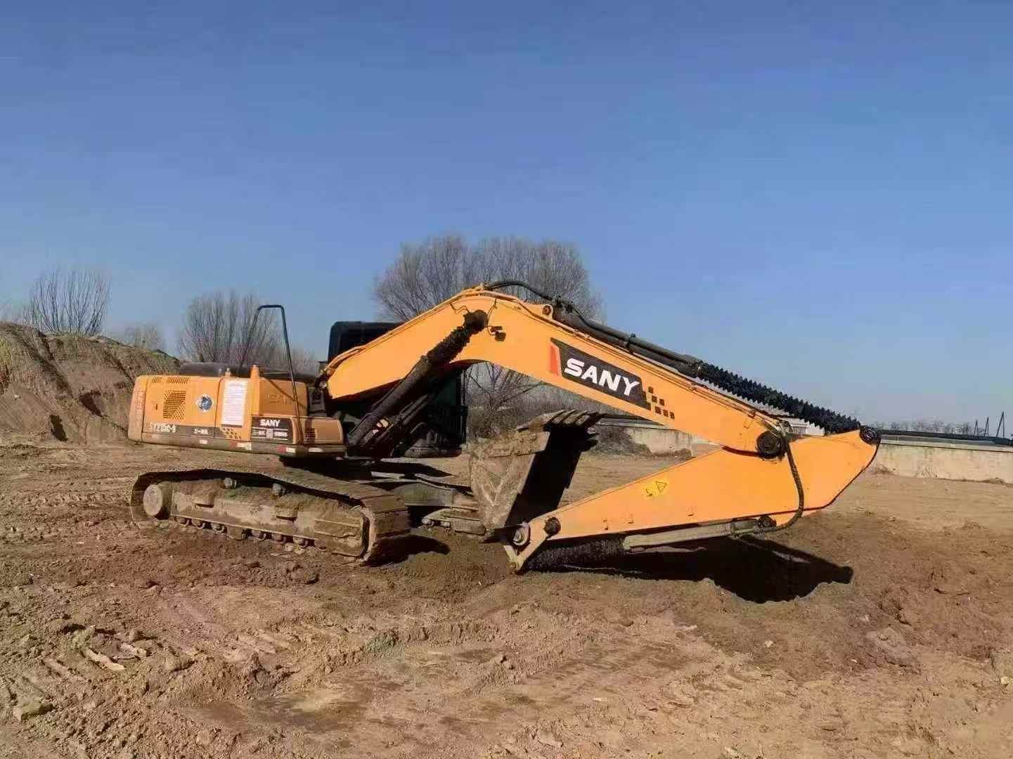 Used Sany SY215C-9 Excavator 2016 Model / 3