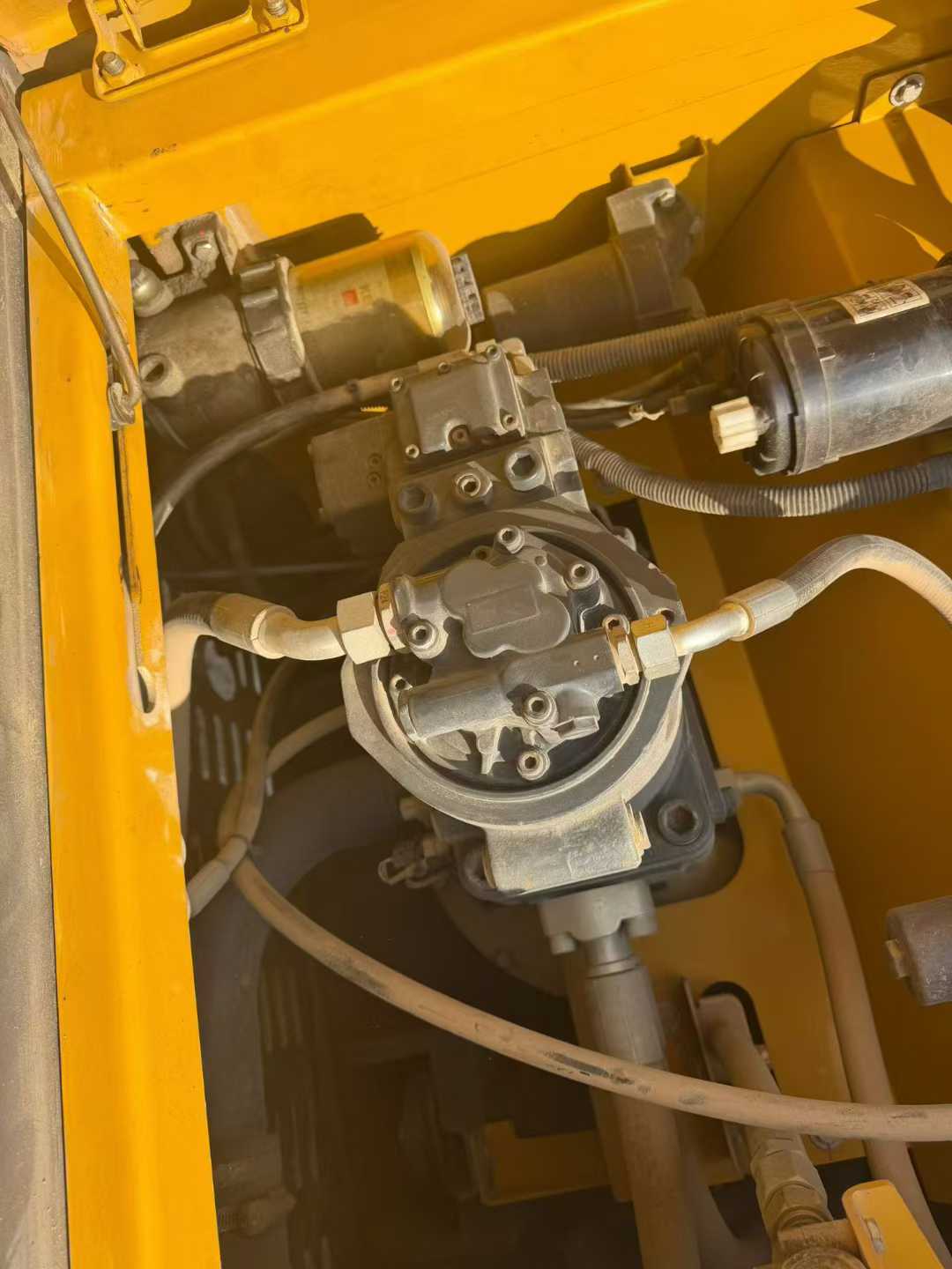 Used XCMG XE215 Excavator 2021 Model / 5