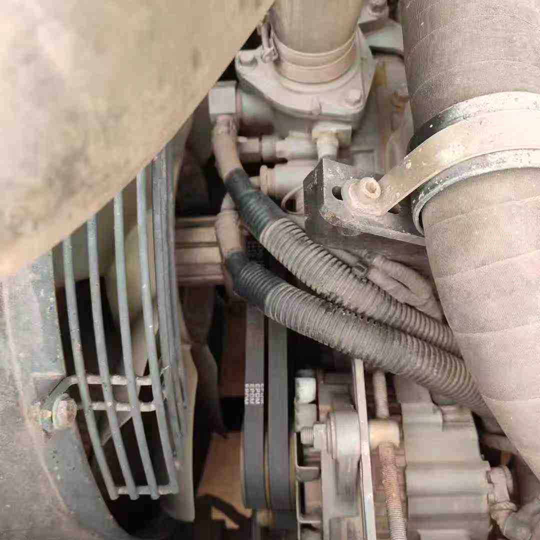 Used Sany SY135 Excavator 2014 Model / 3