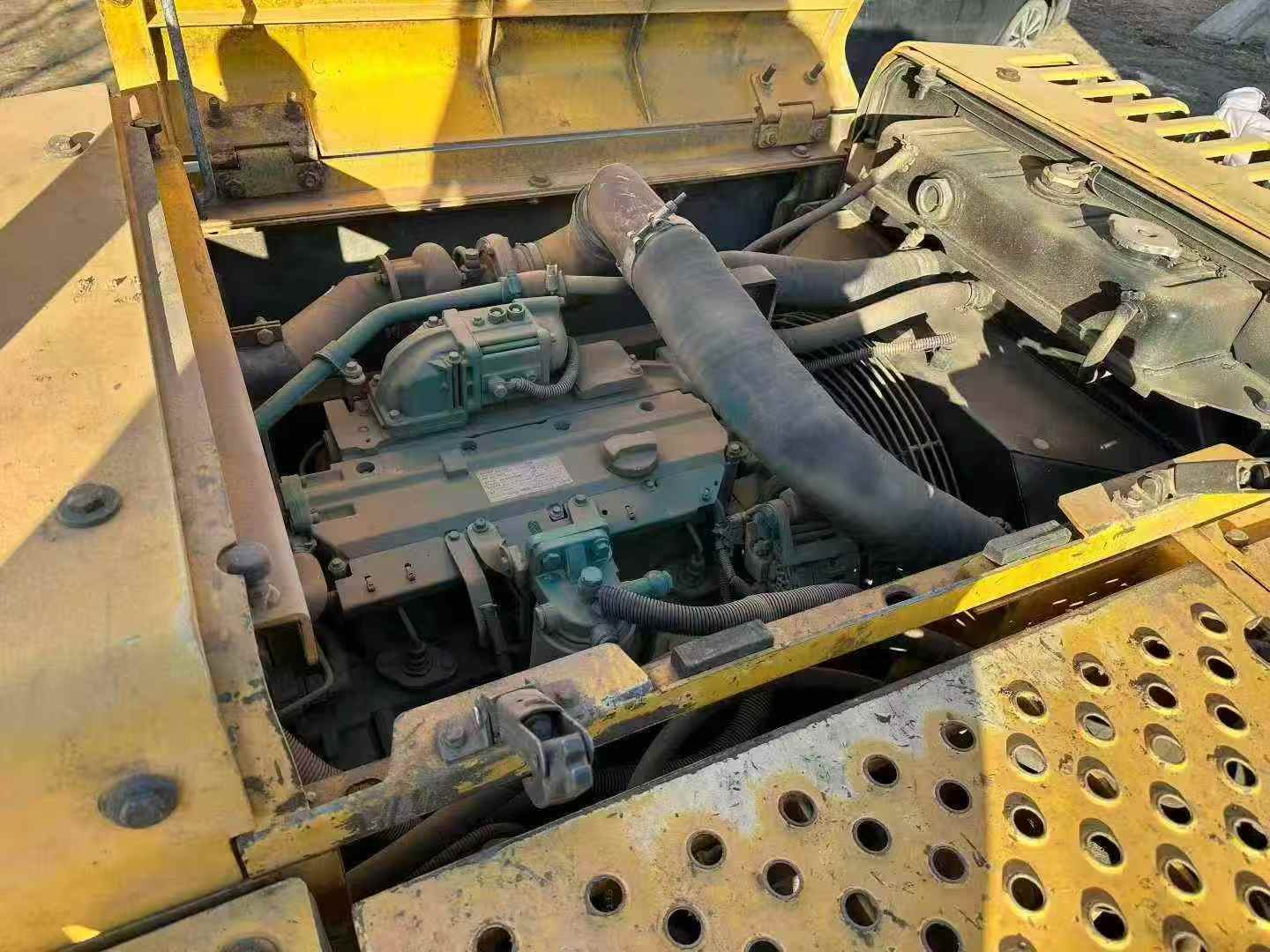 Used Volvo EC140 Excavator 2016 Model / 7