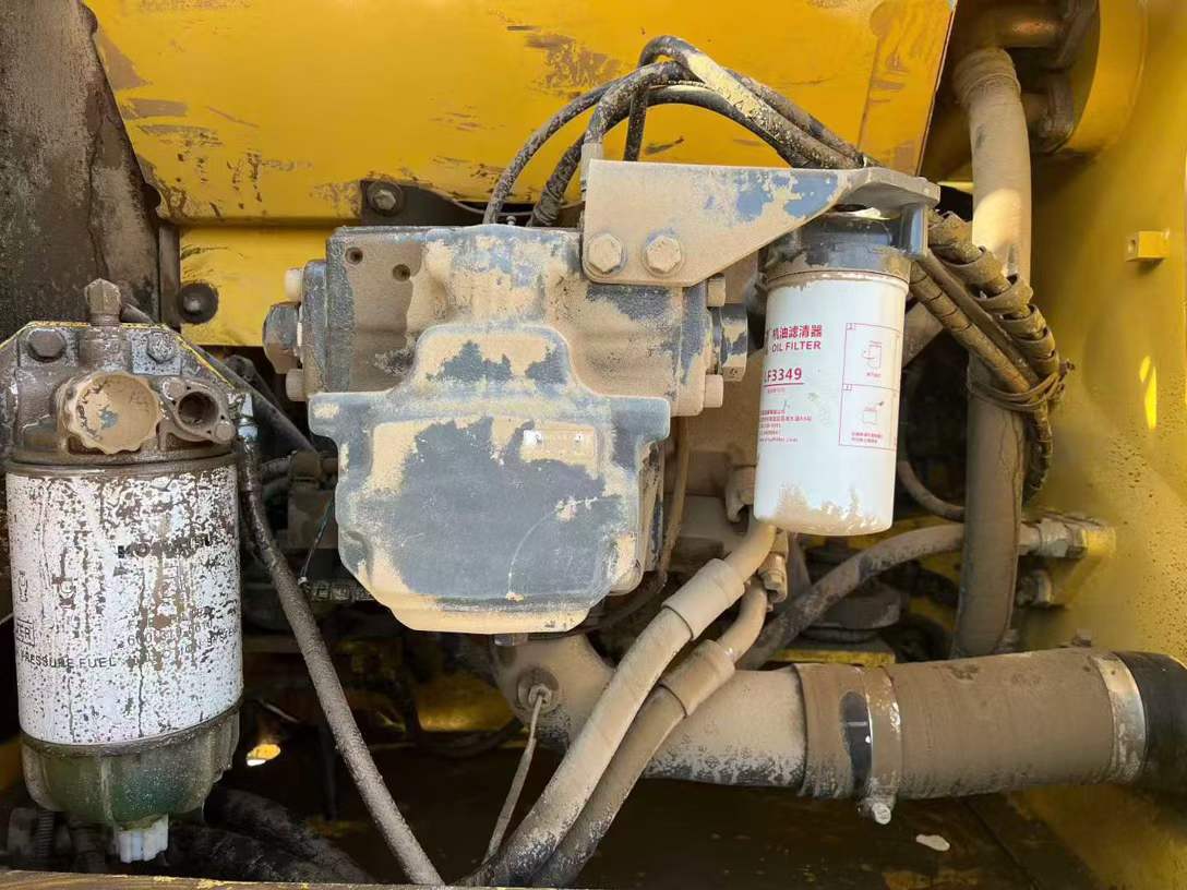 Used Komatsu PC200 Excavator 2016 Model / 7