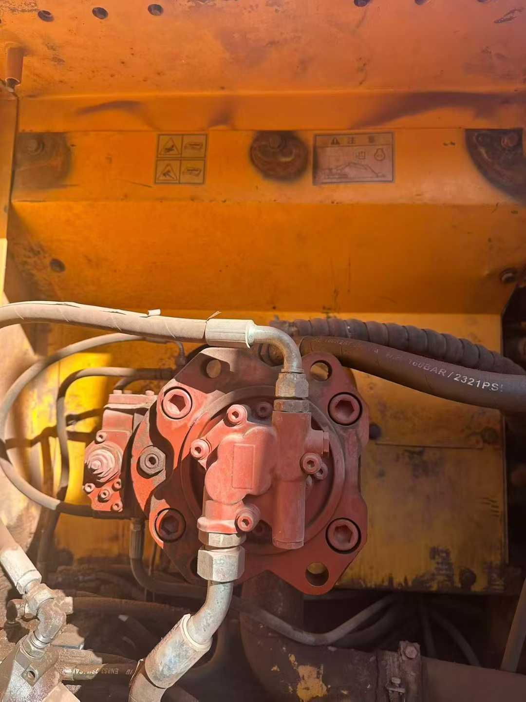 Used Hyundai R 60VS Excavator 2016 Model / 6