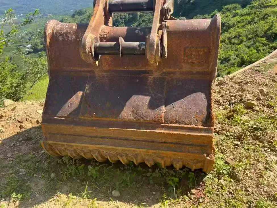 Used Caterpillar 336FLH Excavator 2013 Model / 8