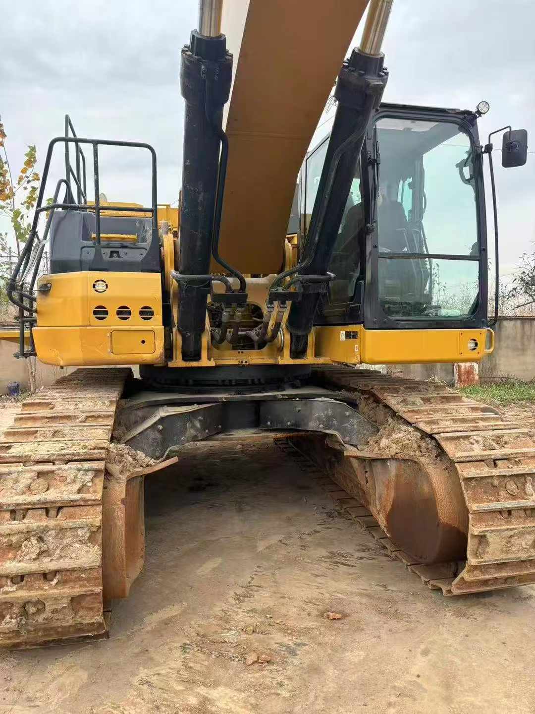 Used Caterpillar 374F Excavator 2023 Model / 4