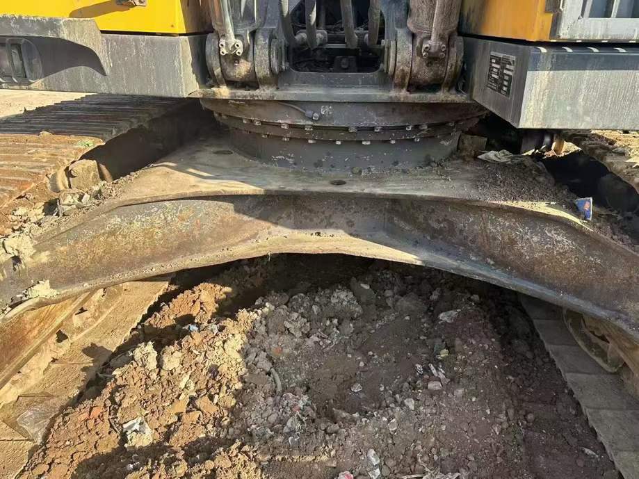 Used Volvo EW210C Excavator 2016 Model / 5