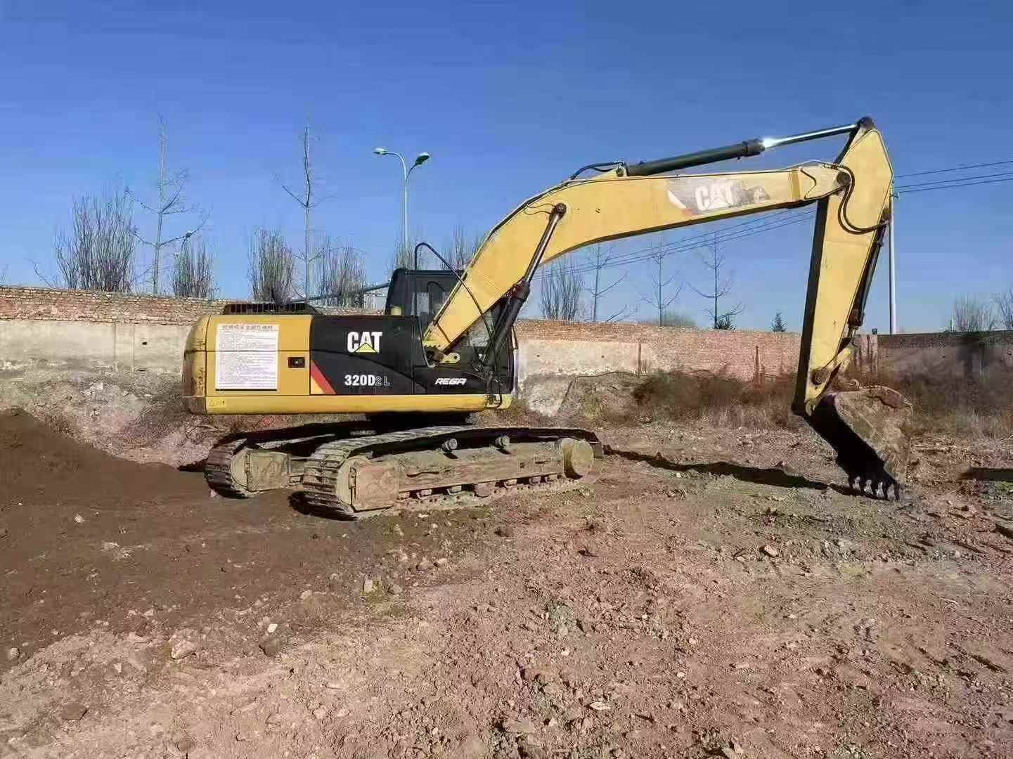 Used Caterpillar 320D Excavator 2016 Model / 4