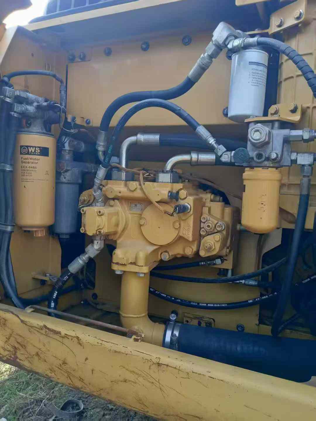 Used Caterpillar 323D2L Excavator 2014 Model / 4