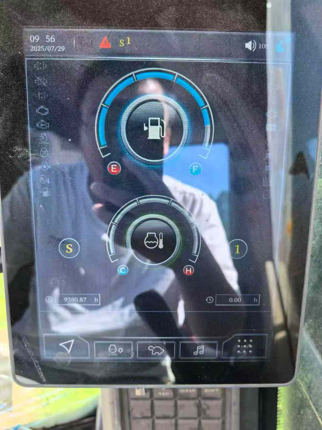 Used Sany SW305K Excavator 2016 Model / 4