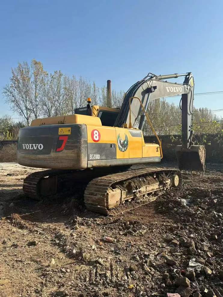 Used Volvo EW210C Excavator 2016 Model / 2