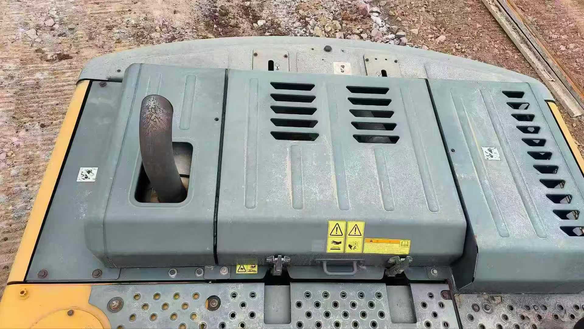 Used Volvo EC210D Excavator 2018 Model / 9