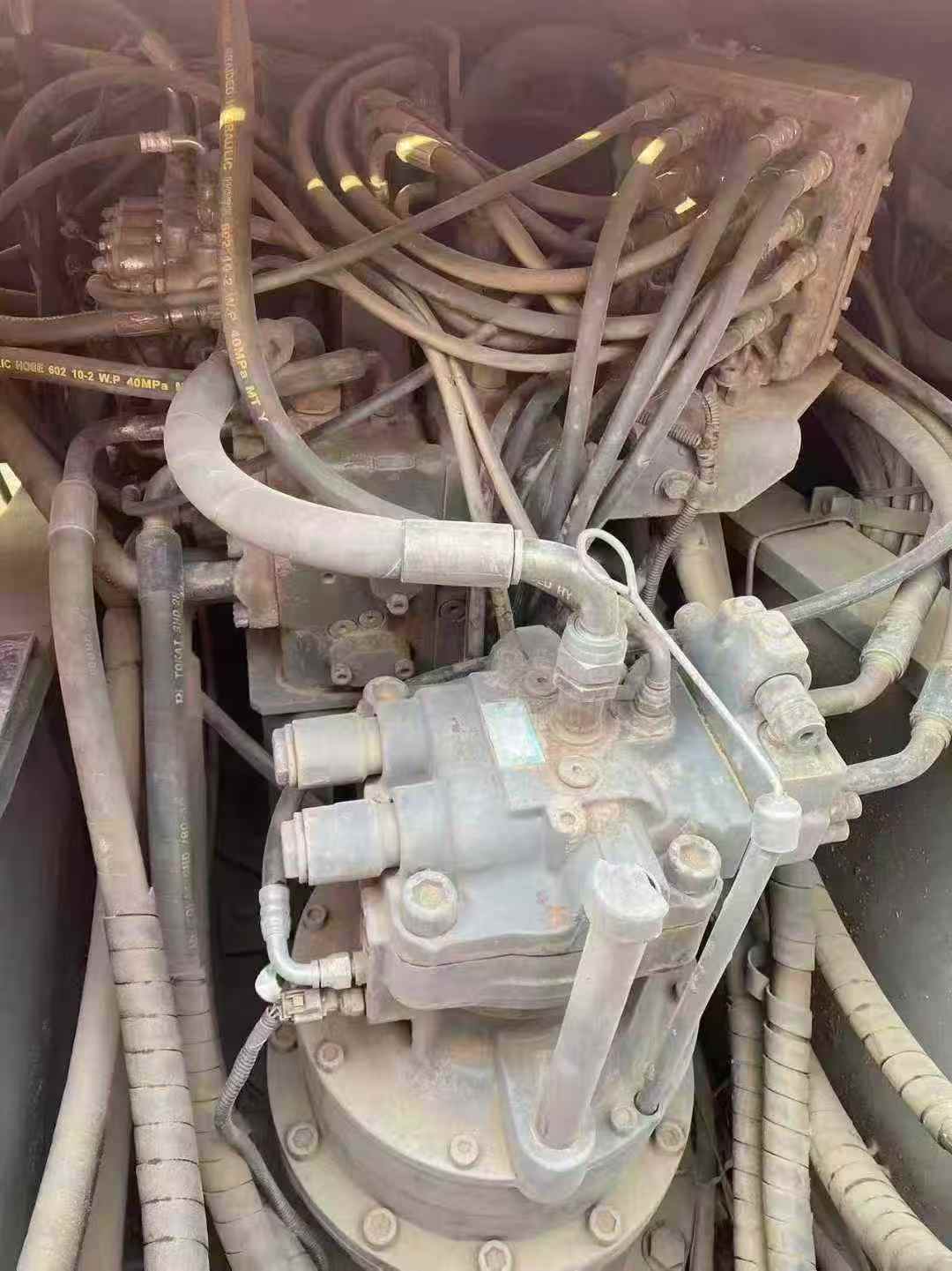 Used Hitachi ZAXIS200 Excavator 2016 Model / 8