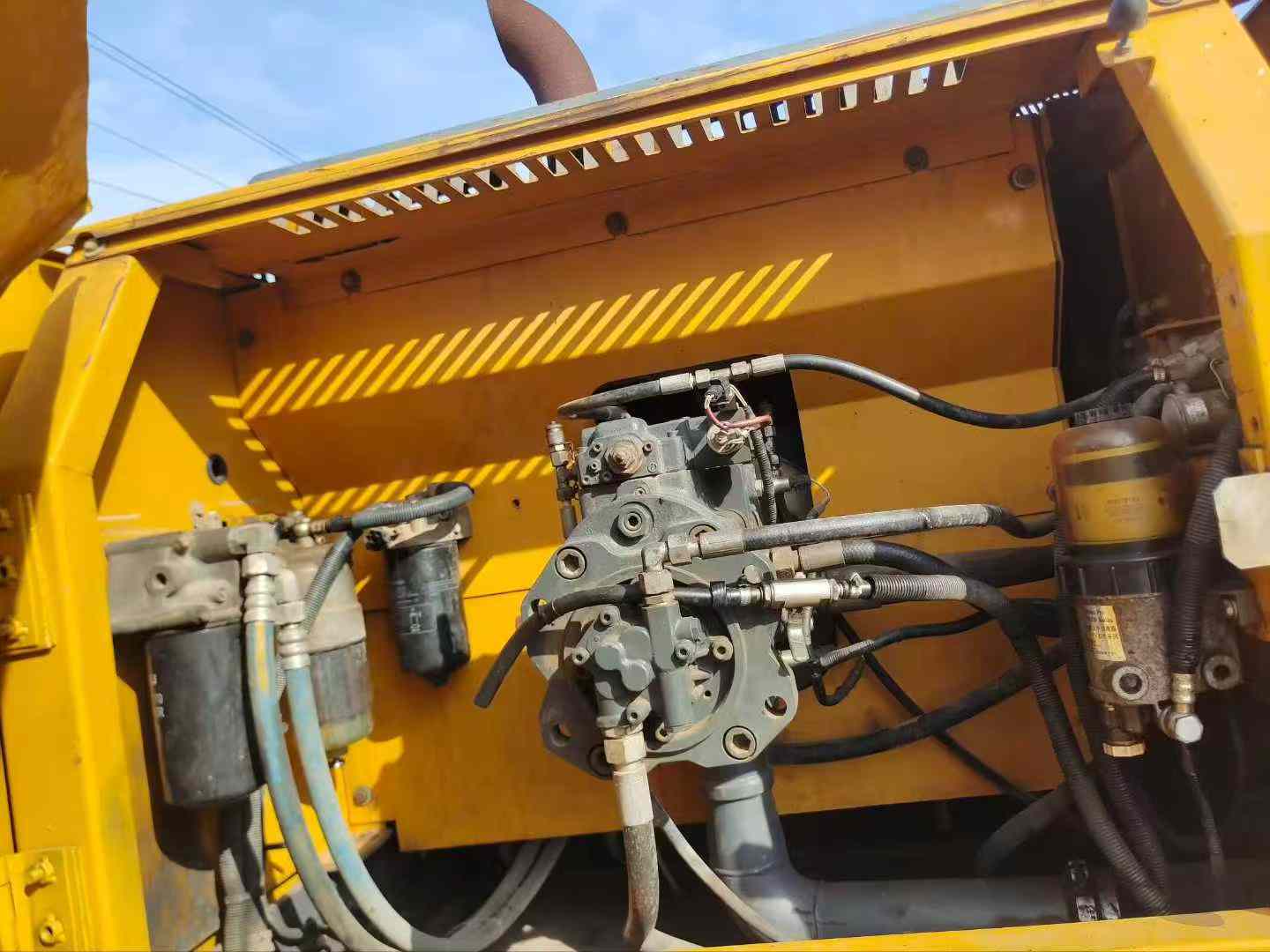 Used XCMG XE370 Excavator 2018 Model / 4