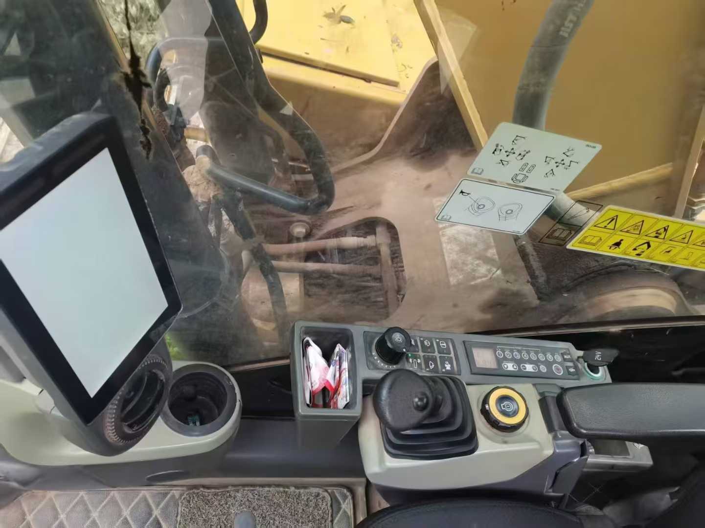 Used Caterpillar 320GC Excavator 2021 Model / 9