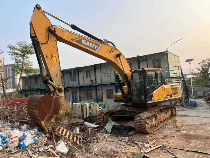 Buy Sany SY245H Used Excavator / 1