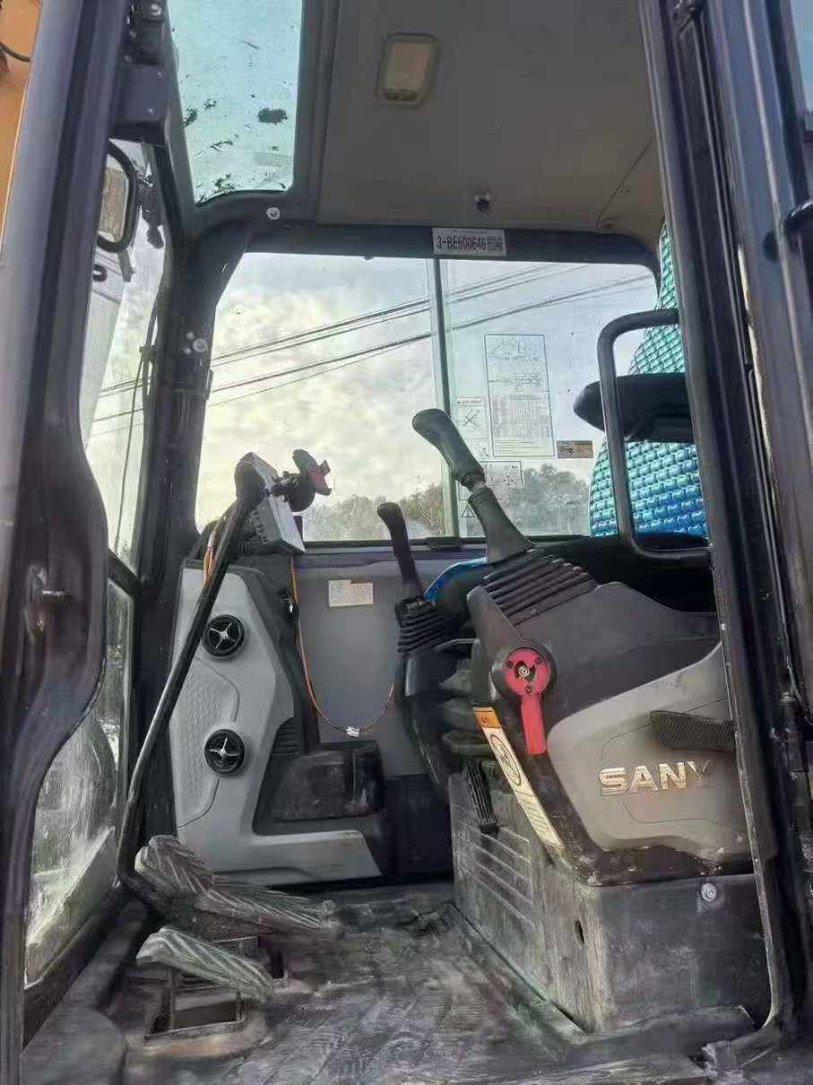 Used Sany SY60 Excavator 2021 Model / 6