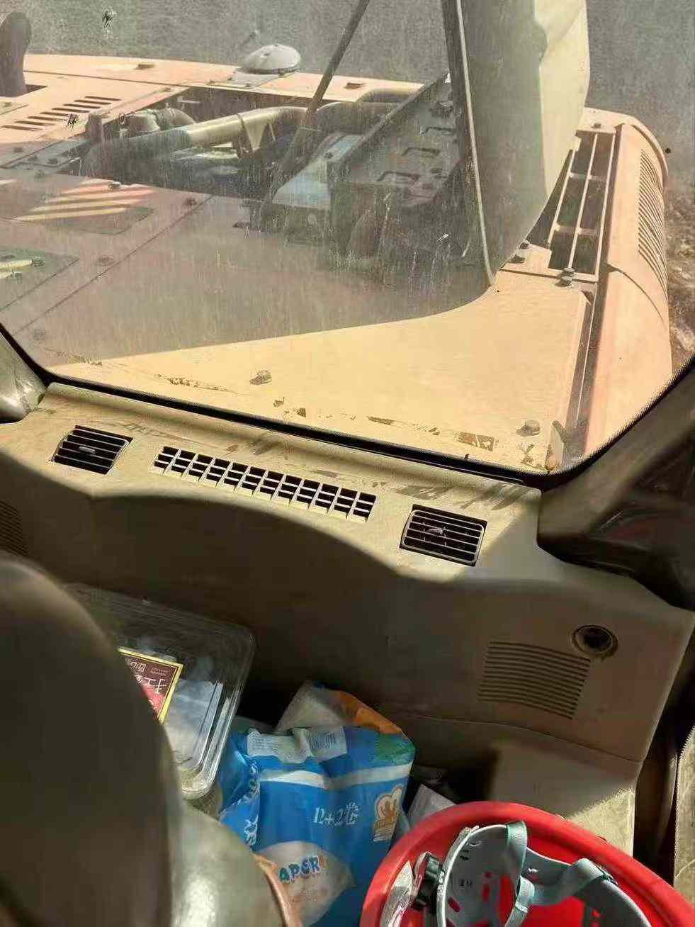 Used Hitachi ZAXIS200 Excavator 2010 Model / 9