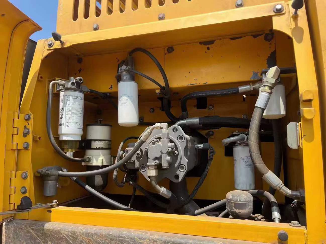 Used Volvo EW50 Excavator 2016 Model / 7